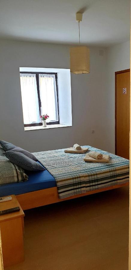 Apartments And Room Vela Senj  Zewnętrze zdjęcie