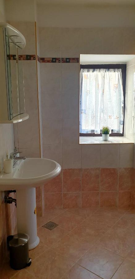 Apartments And Room Vela Senj  Zewnętrze zdjęcie